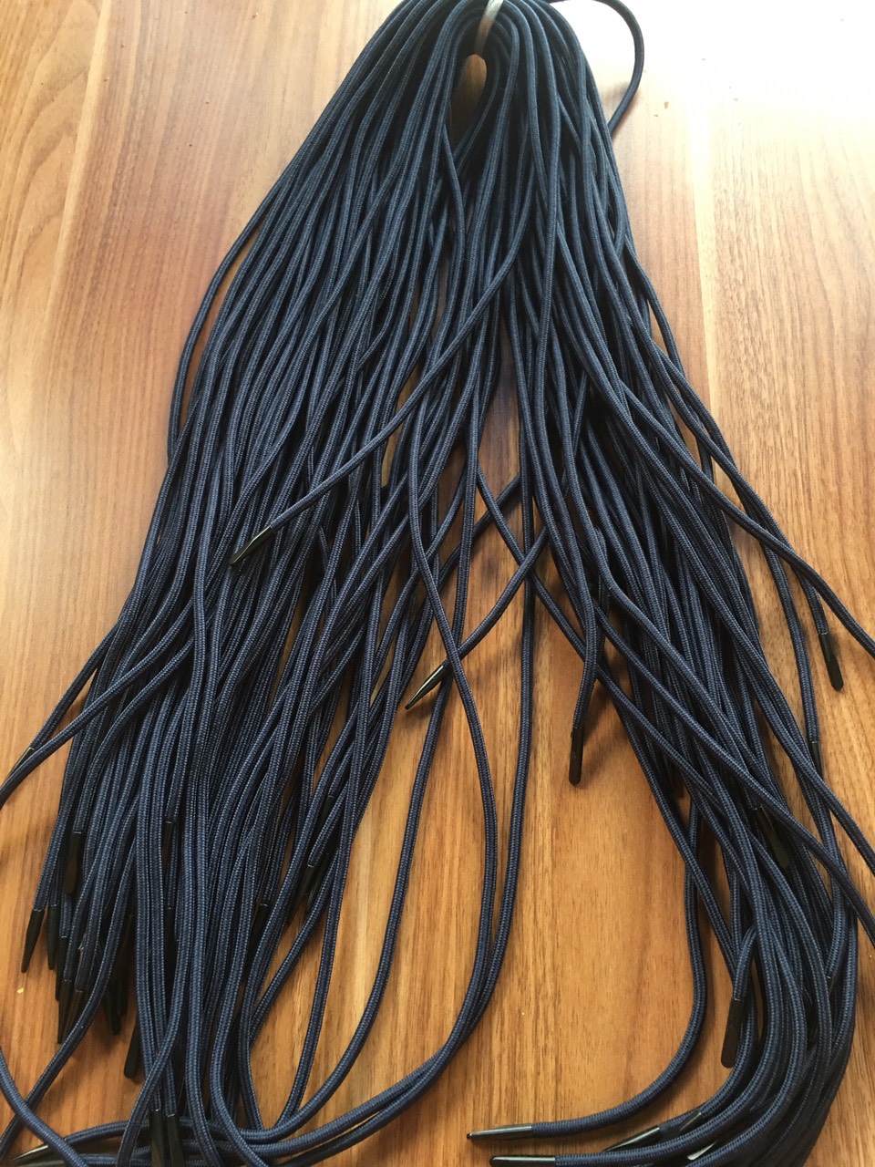 dây luồn quần màu đen 1m25