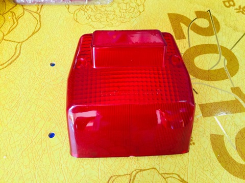 Chụp láy xe cub đèn vuông -82-84-dd-dh...