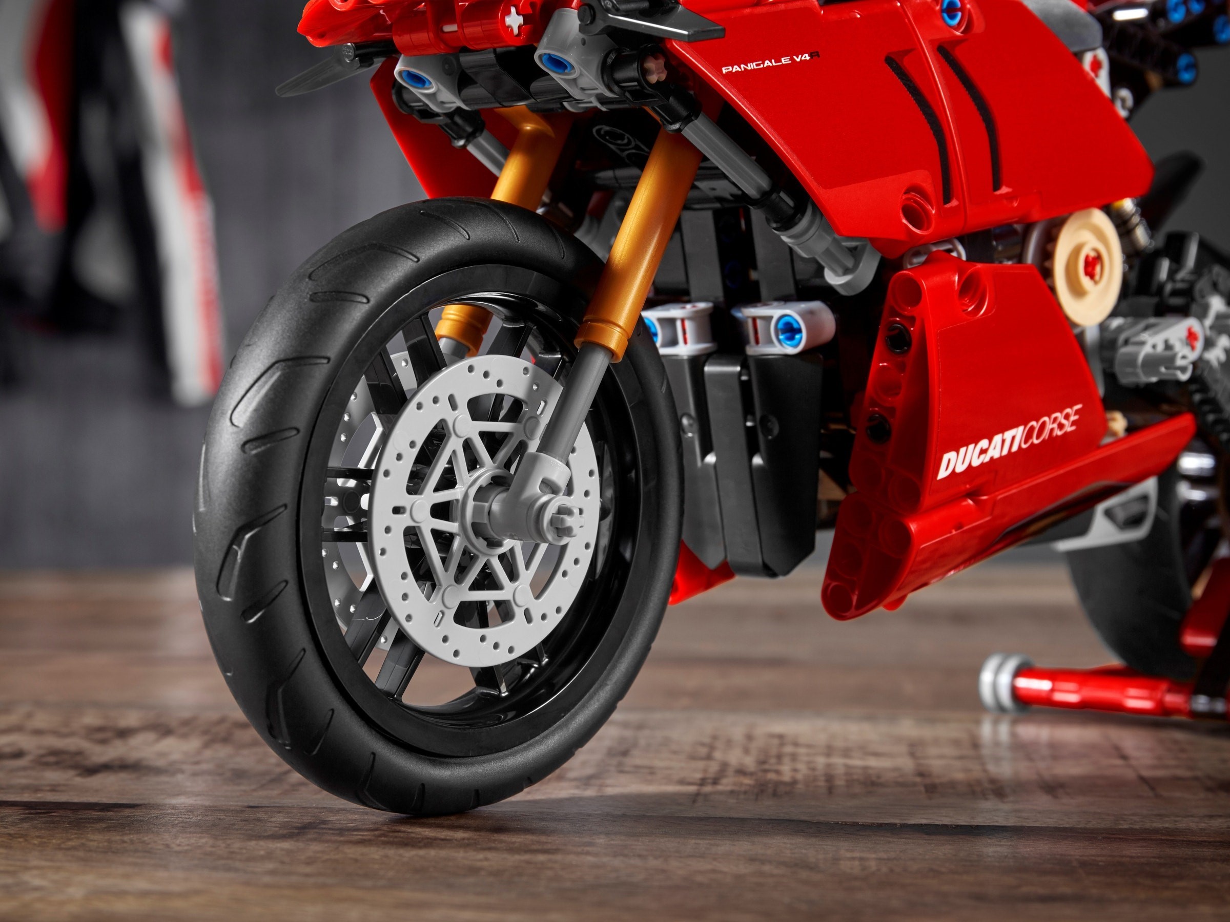 42107 LEGO Technic Ducati Panigale V4 R - Siêu xe Ducati