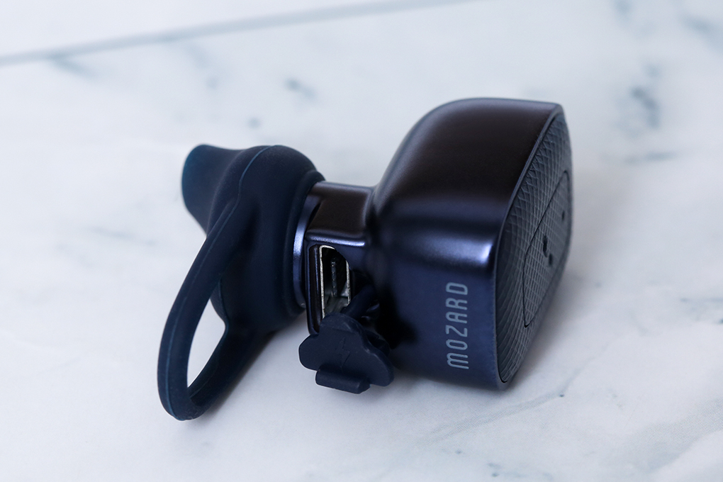 Tai nghe Bluetooth Mozard Q6C Xanh Navy