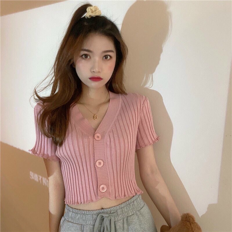Áo Croptop Tay Lỡ Phối Nút Cài Cực Xinh