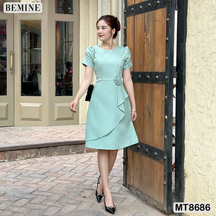 [DUY NHẤT 8-13.09-VOUCHER 40K] Đầm thiết kế cổ tròn ngă eo đính nơ BEMINE MT8686