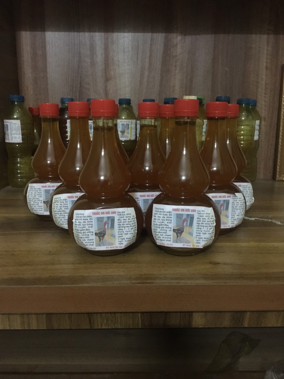 Om gà chọi