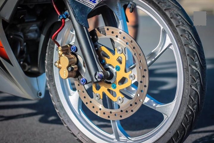 [HCM]ĐĨA YAZ 260MM và PAT TRƯỚC CHO SIRIUS - EXCITER 135