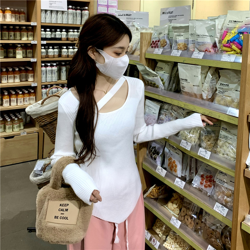 MS437 Áo len nữ dây chéo vạt lệch