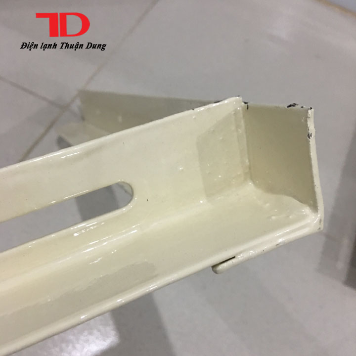 EKE Đỡ Đuôi Nóng Máy Lạnh 1.0 - 1.5HP