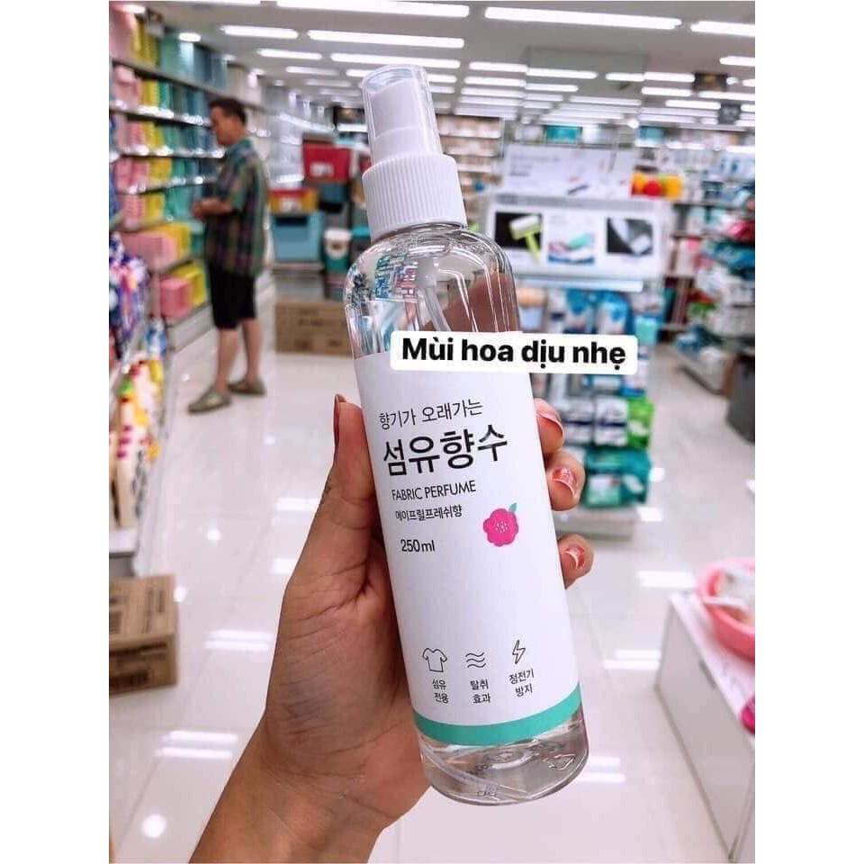 [HCM]Xịt Thơm Quần Áo Hàn Quốc Fabric Perfume 250ml