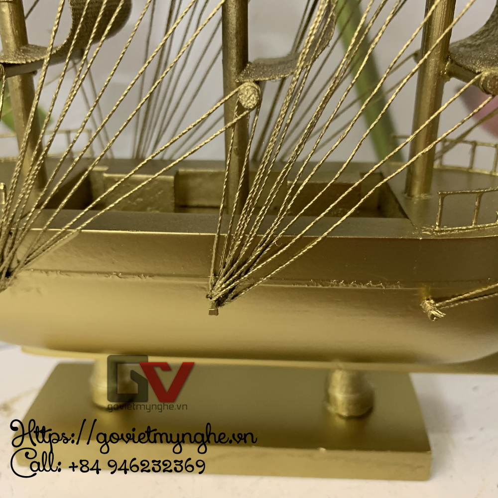 Mô Hình Thuyền Gỗ Belem (Thân 20cm - Buồm Đen)