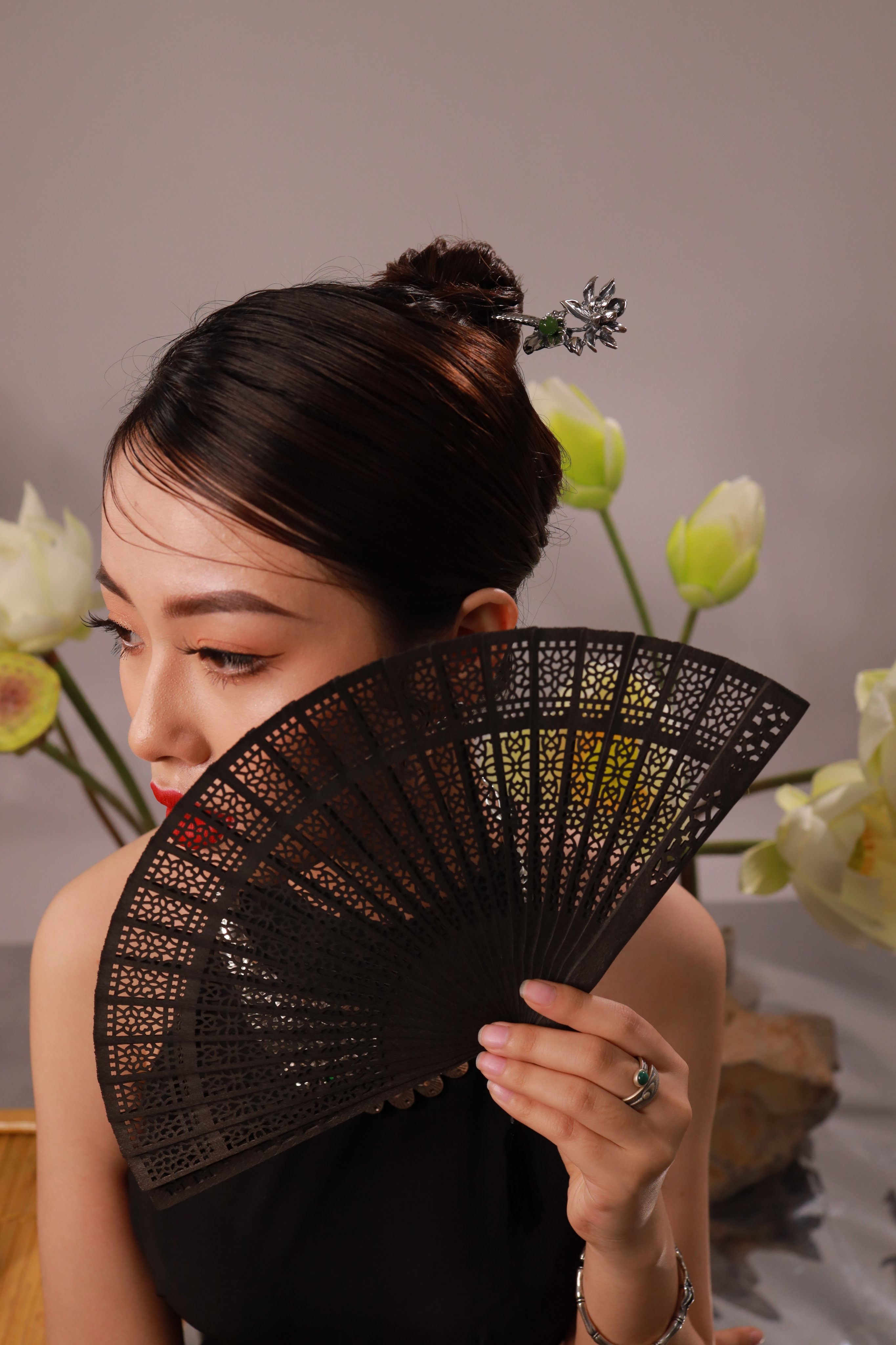 Bộ đôi trâm cài mai và sen bạc