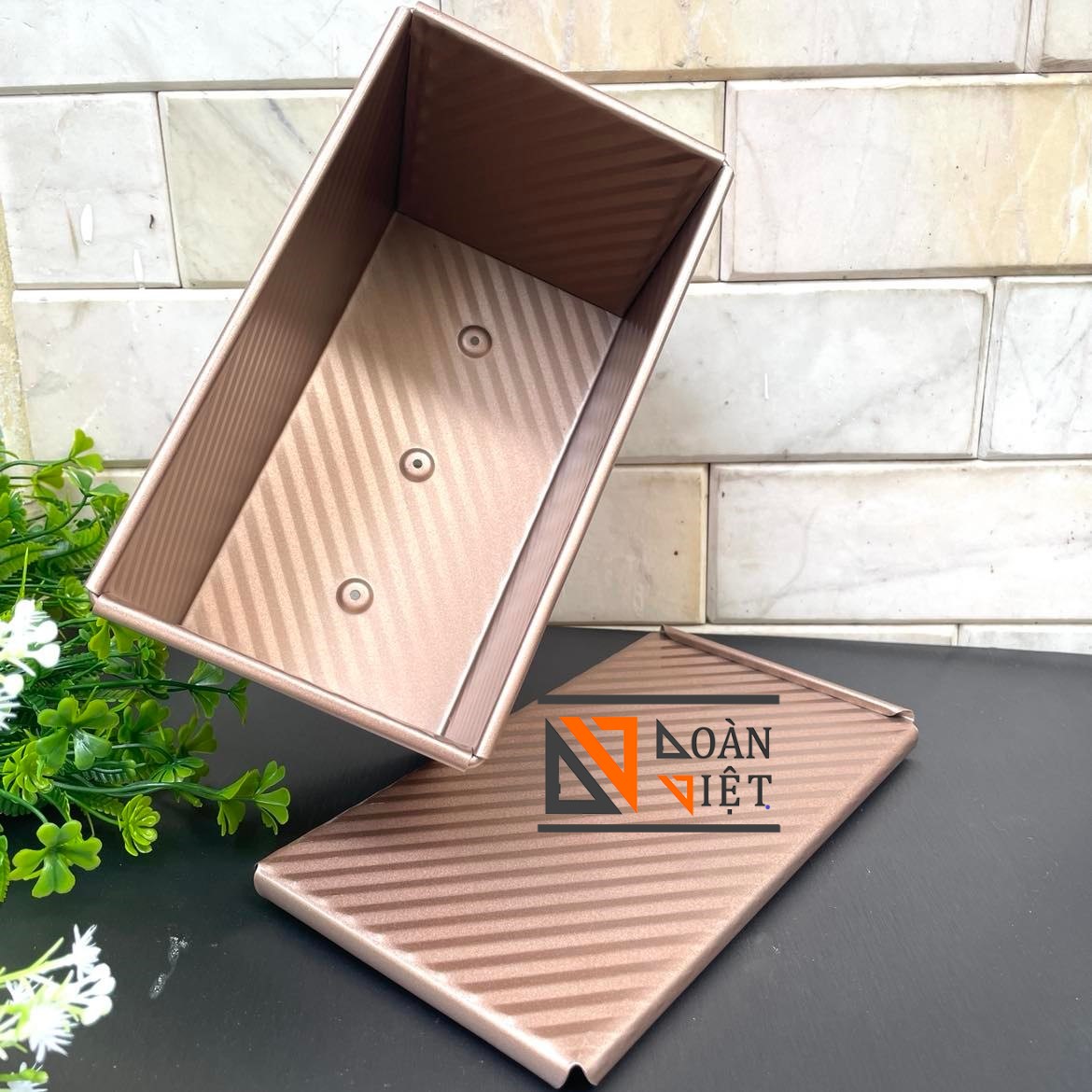 Bread sandwich striae ripple wave pattern new super beautiful high-grade. Mold bread pillow carbon steel non-stick color luxury Copper Gold. Tray with large size 20.5x12x11cm