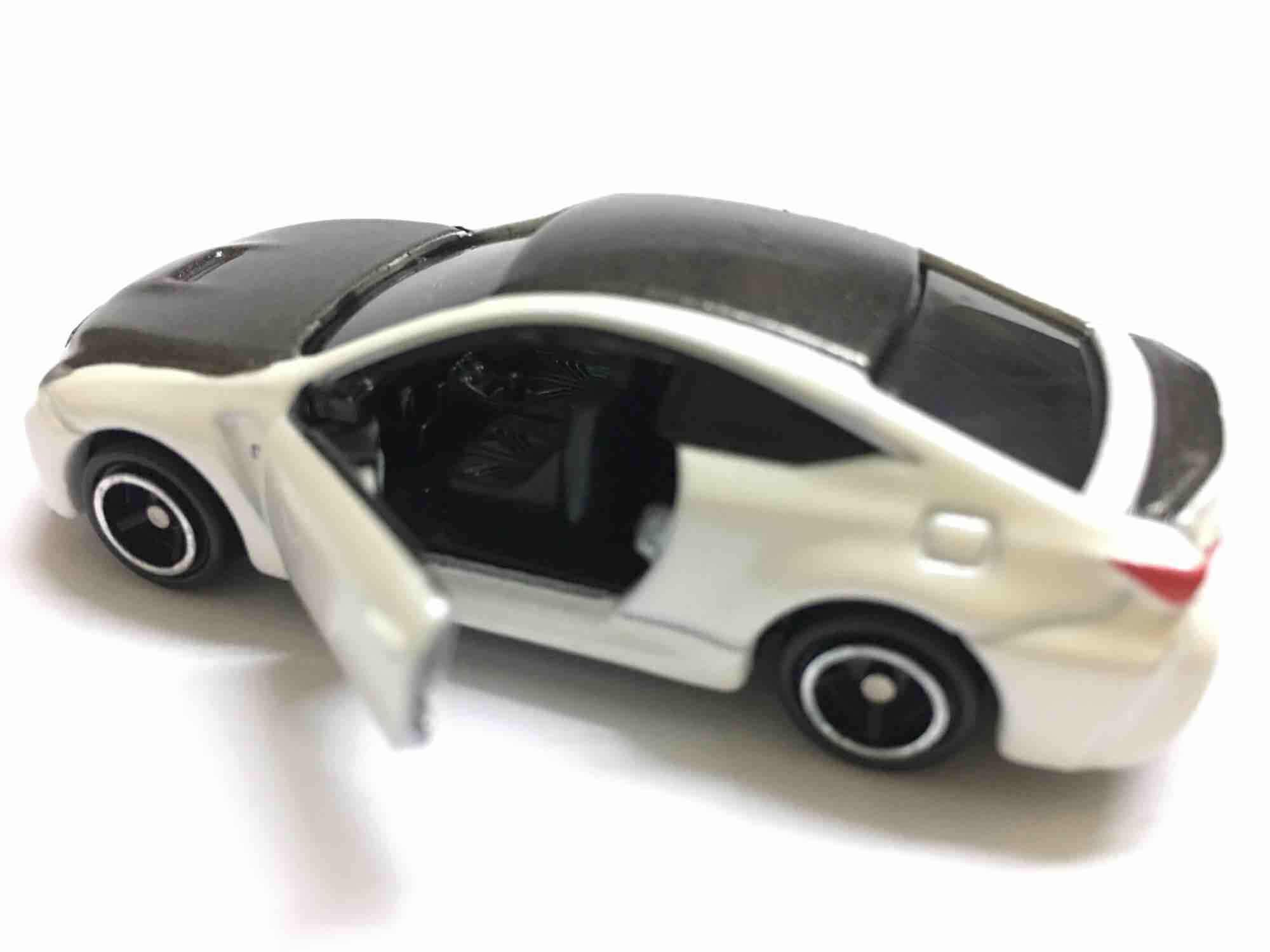 Xe mô hình Tomica Lexus RC F