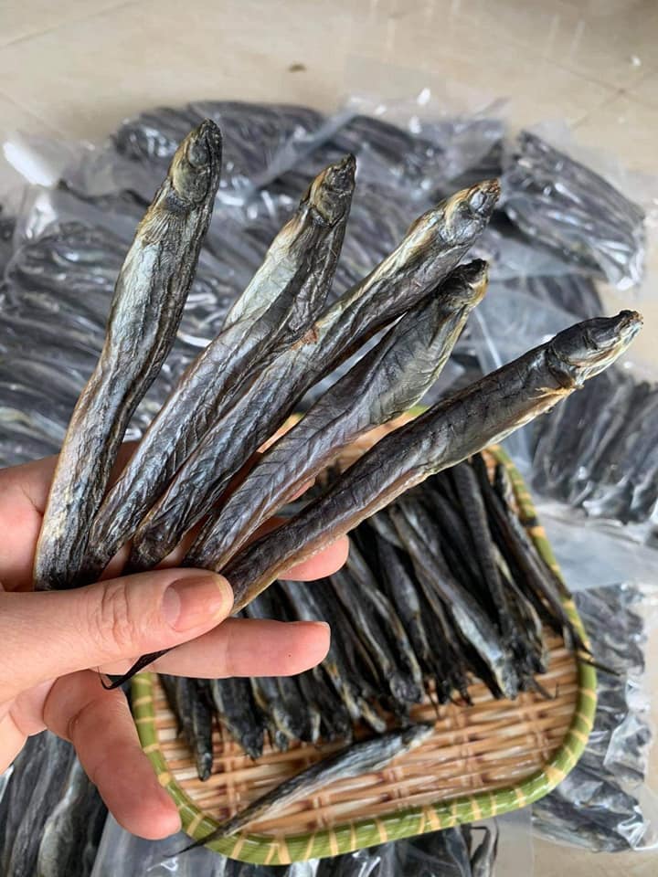 Khô cá kèo sóc trăng cá kèo loại 1 con to.đặc sản khô cá kèo chính gốc sóc trăng vị ngọt tự nhiên,thịt dai thơm thiên tú chuyên hải sản khô, thực phẩm khô cá khô ,mực khô, tôm khô ngon , dinh dưỡng an toàn vệ sinh