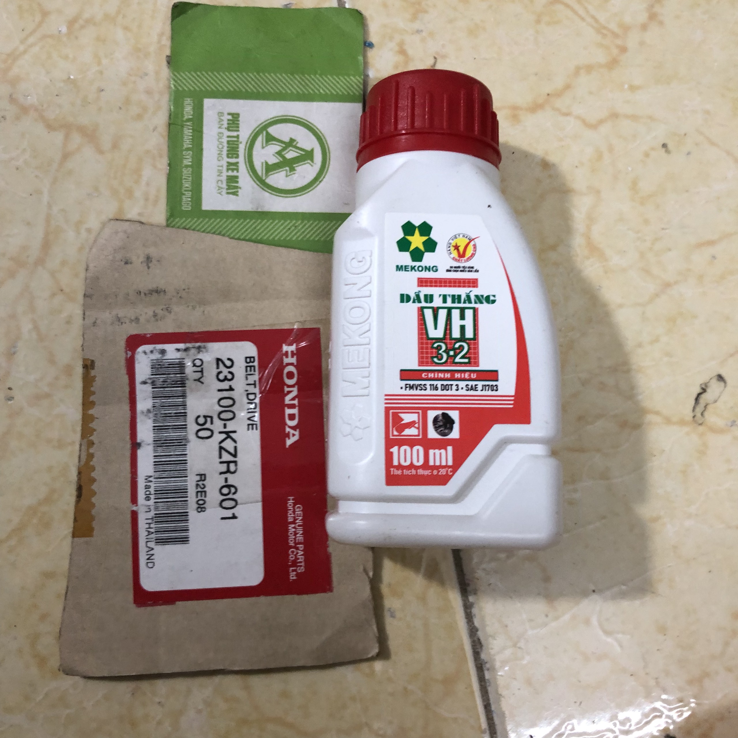 DẦU THẮNG ĐĨA ĐỎ CHAI 100ML