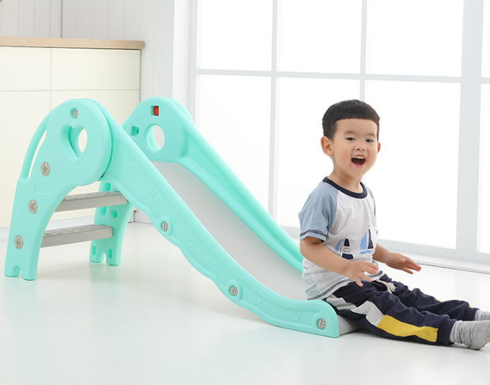 Cầu trượt kiểu trái tim cho bé