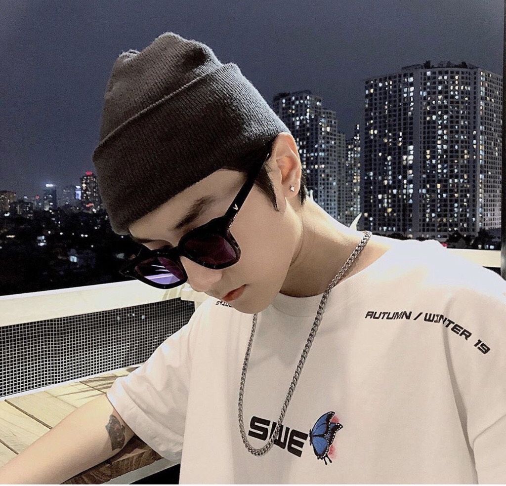 [HCM]Áo Thun Nam Form Rộng Hàn Quốc Màu Đen In SWE ĐÀN BƯỚM Phong Cách Thiết Kế Thời Trang Kiểu Dáng Năng Động Trẻ Trung MS569