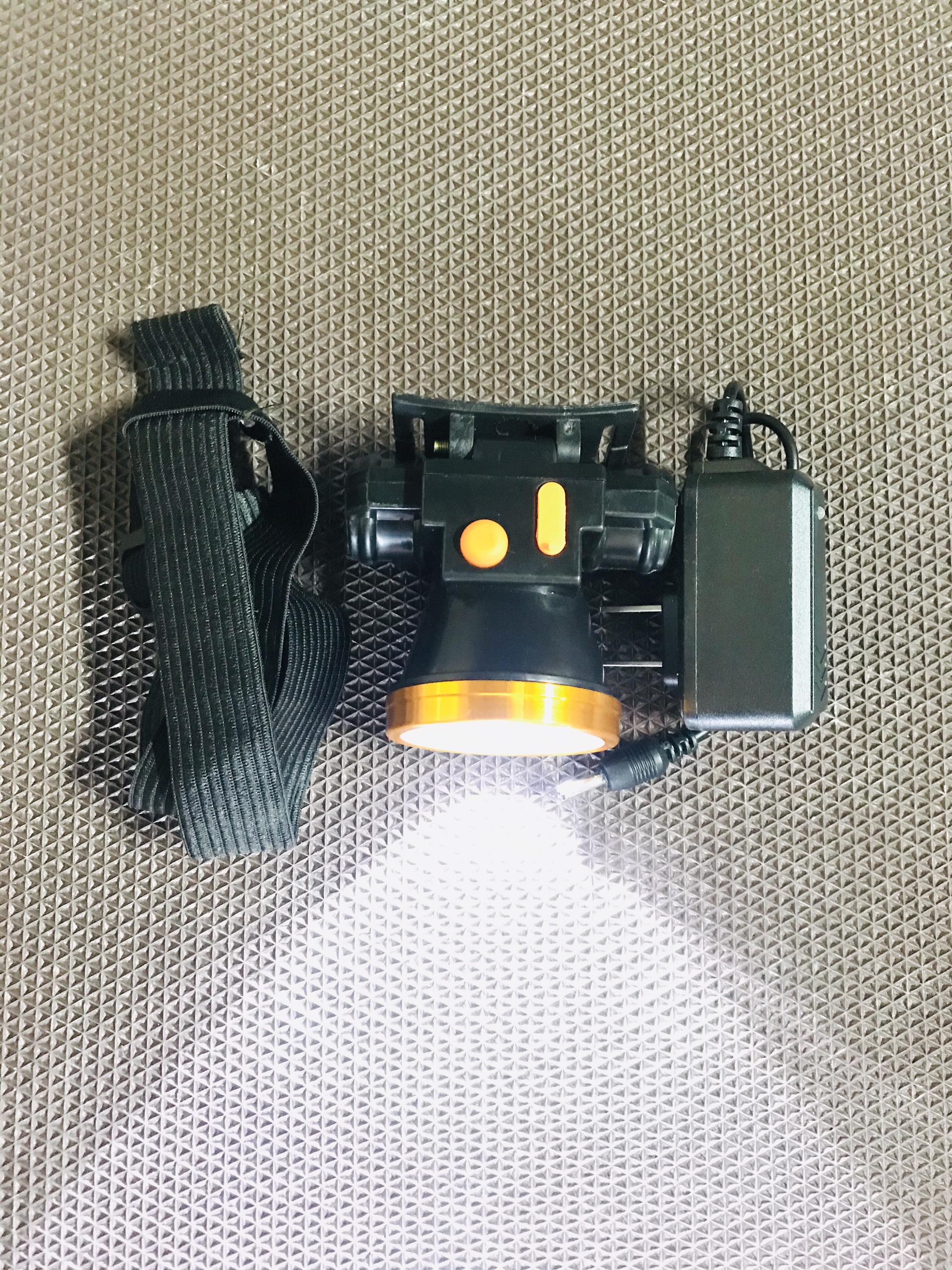Đèn pin đội đầu A2 soi ếch, leo núi 30/60W chiếu SIÊU SÁNG