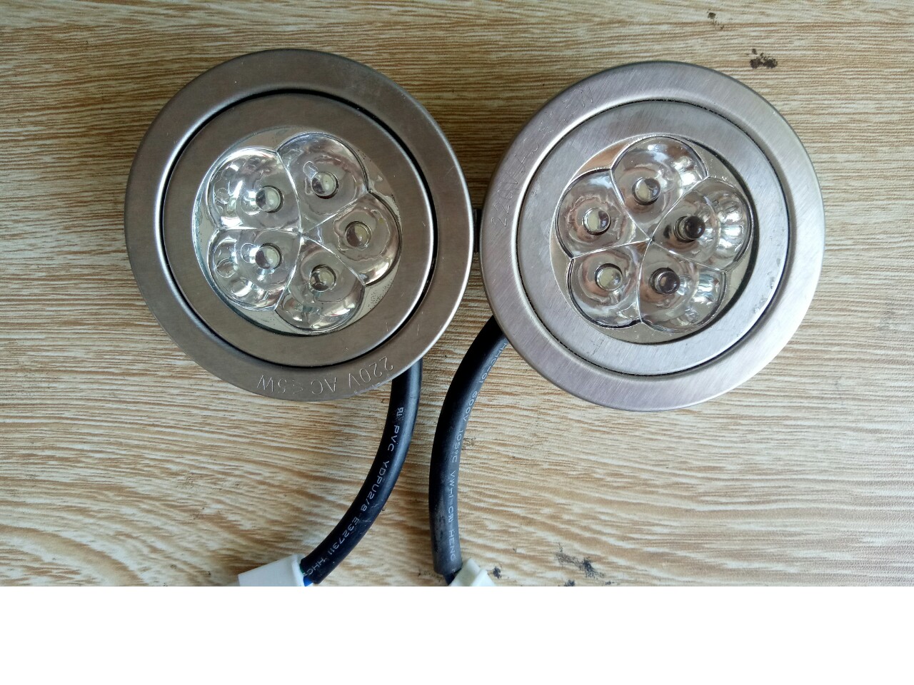 Bộ 2 chiếc đèn Led chiếu sáng máy hút mùi nhà bếp