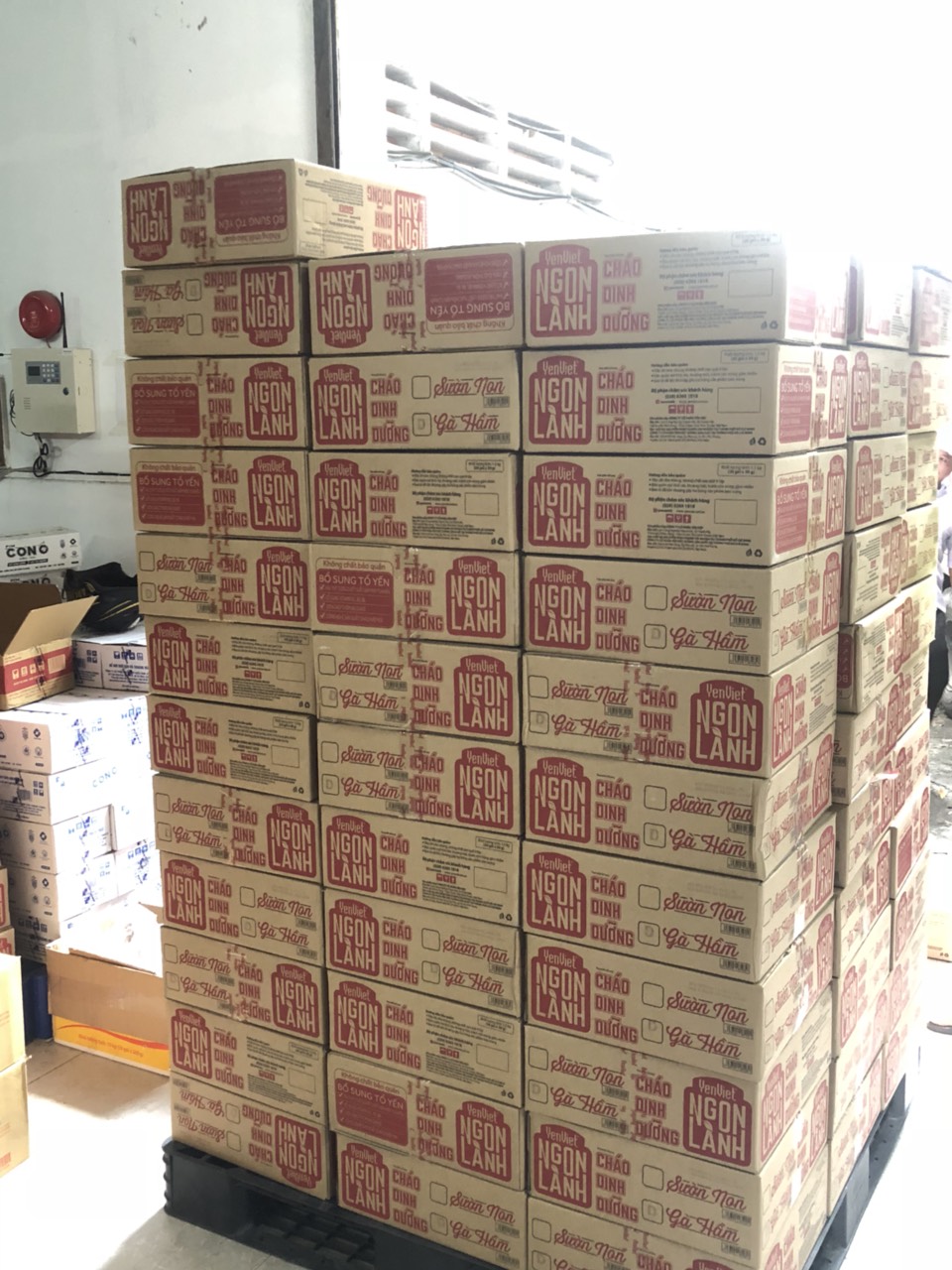Thùng 30 gói cháo ngon lành yến việt vị sườn non 50g/ gói