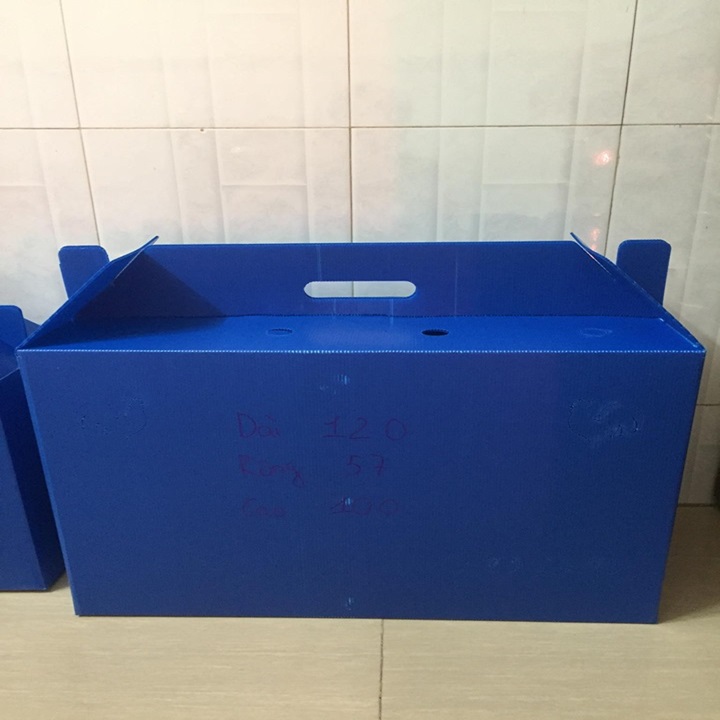 Thùng Đựng Gà Nòi Bằng Nhựa