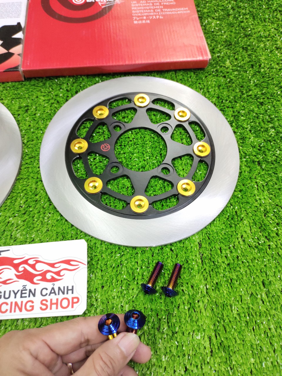 đĩa thắng sirius exciter 135 rembo 220mm có ốc