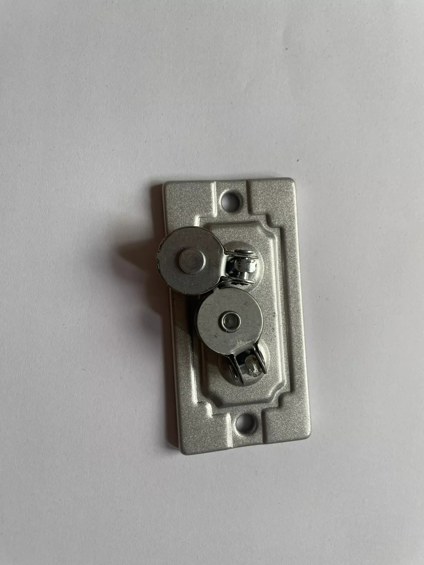 Bộ Puli Dẫn Hướng Giàn Phơi Thông Minh