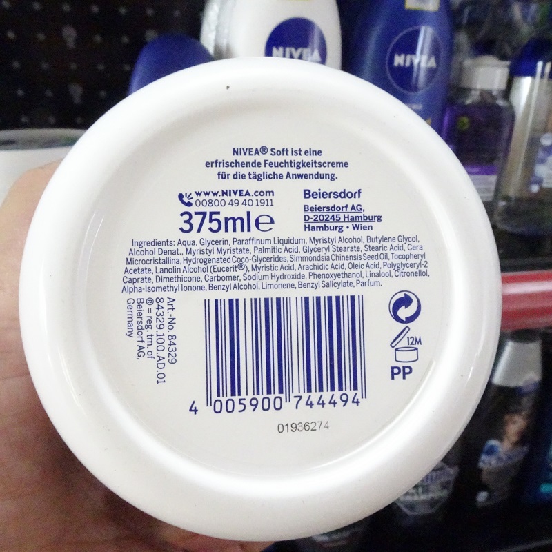 Kem Dưỡng Ẩm Nivea Soft 375ml( Hàng Đức )