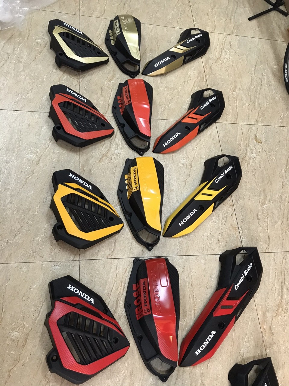 Bộ 3 Món Ốp Pô + Bầu e + Quạt gió AirBlade 2020 - 2021 Sơn AB - Màu Liên Hệ