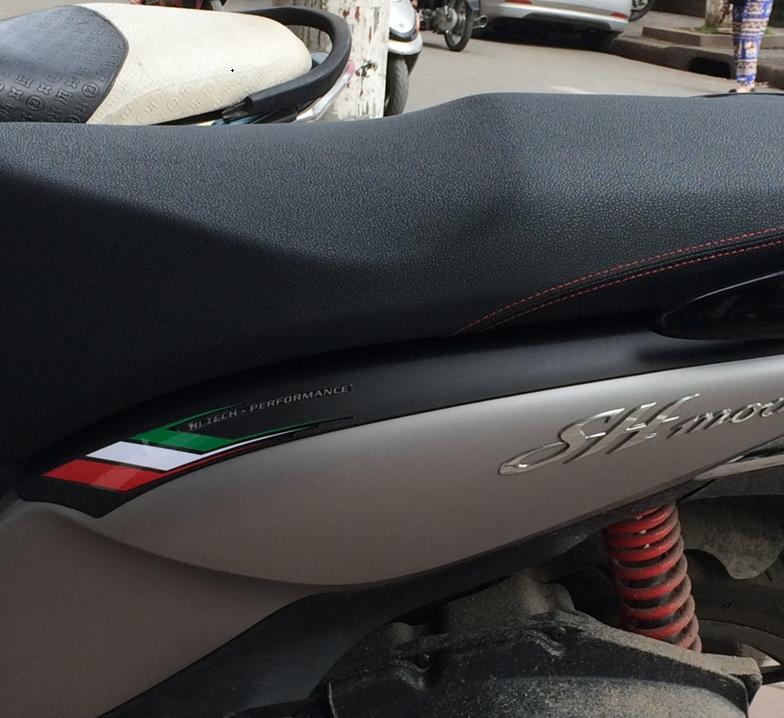 Nẹp Sườn Dành Cho Xe SH Mode 2016-2019 Kiểu Ý Tặng Kèm Decan và Keo màu Đen