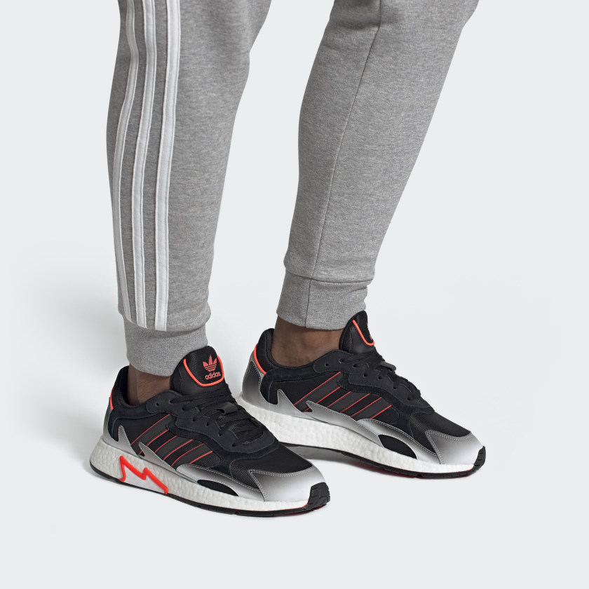 adidas tresc run core black solar red