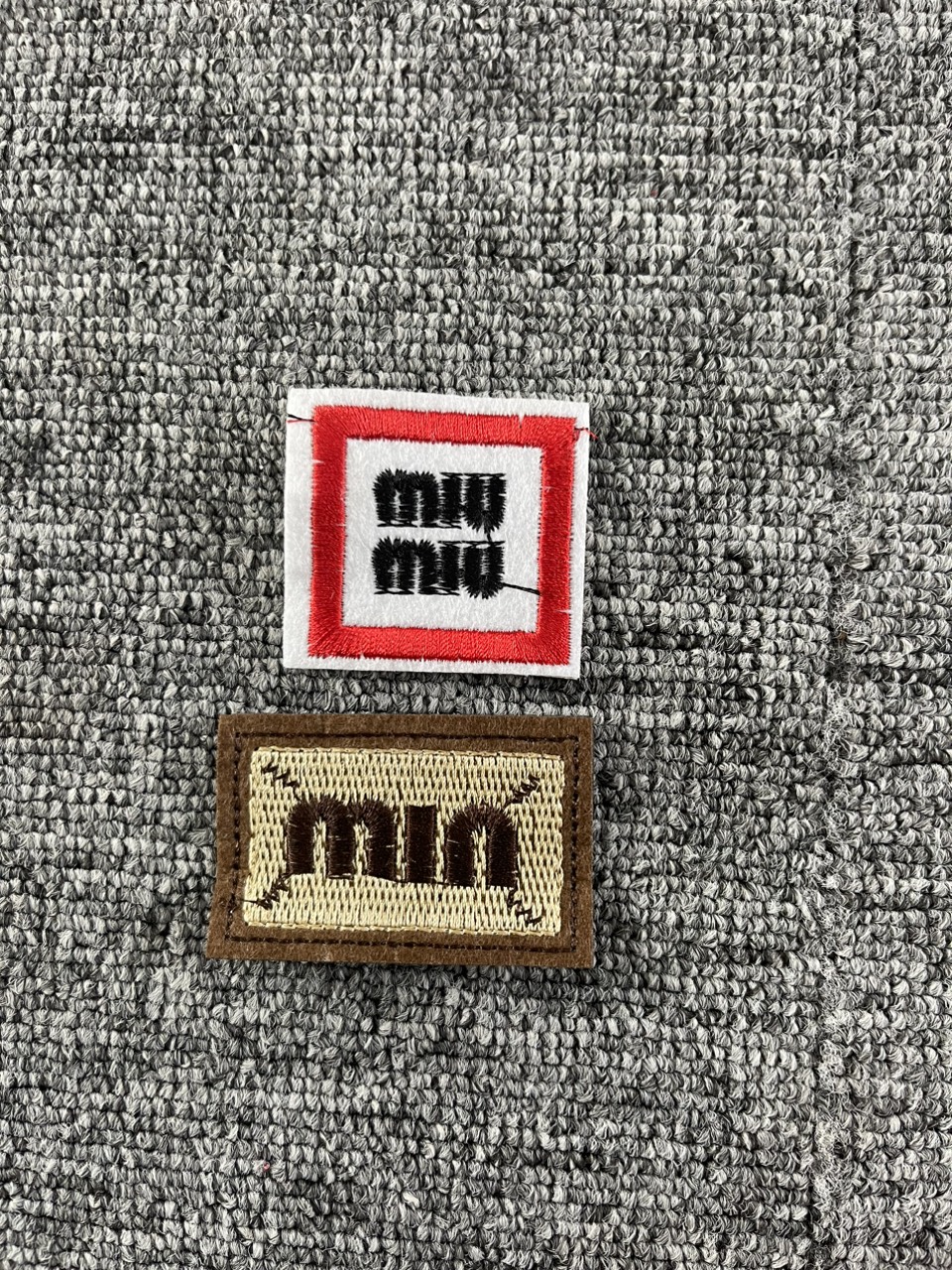 Miếng Sticker Thêu Ủi hình miu miu