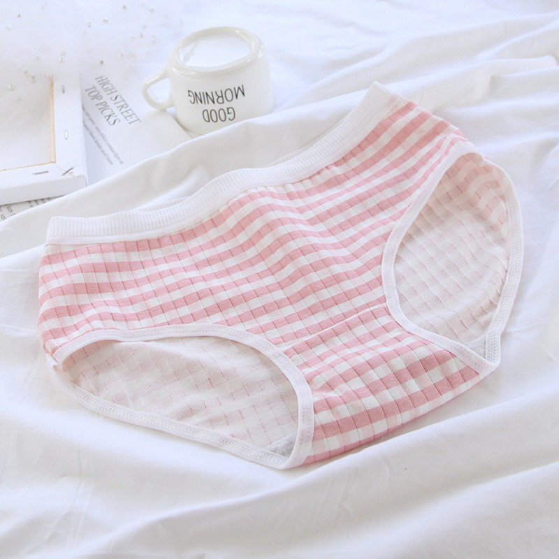 Quần Lót Cotton Co Dãn 4 Chiều Dâu Cute 671