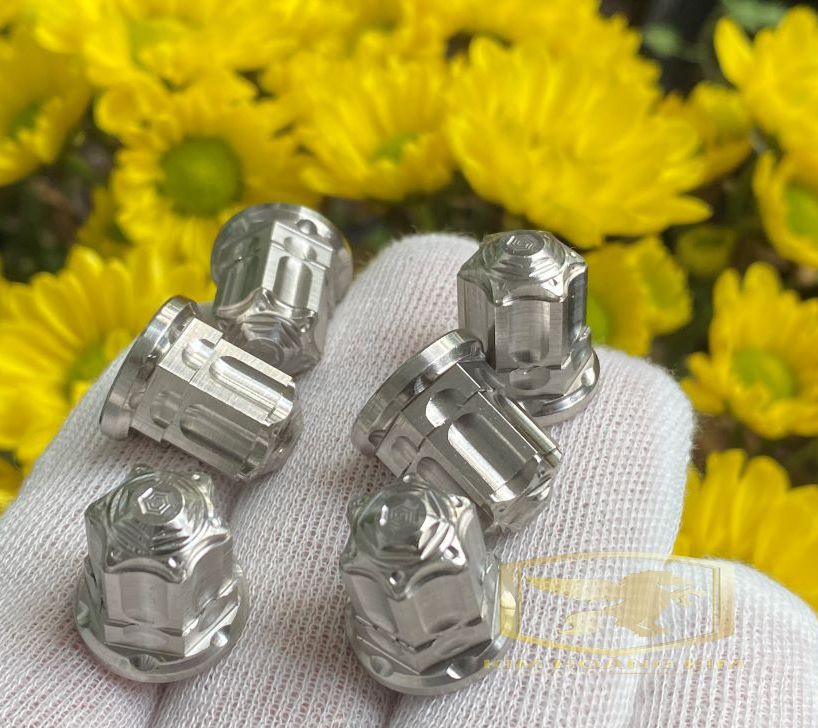 4 Tán Salaya TH Inox 304 đầu Bít 7li gắn Đầu Bò xe máy Wave Dream RS Rsx100