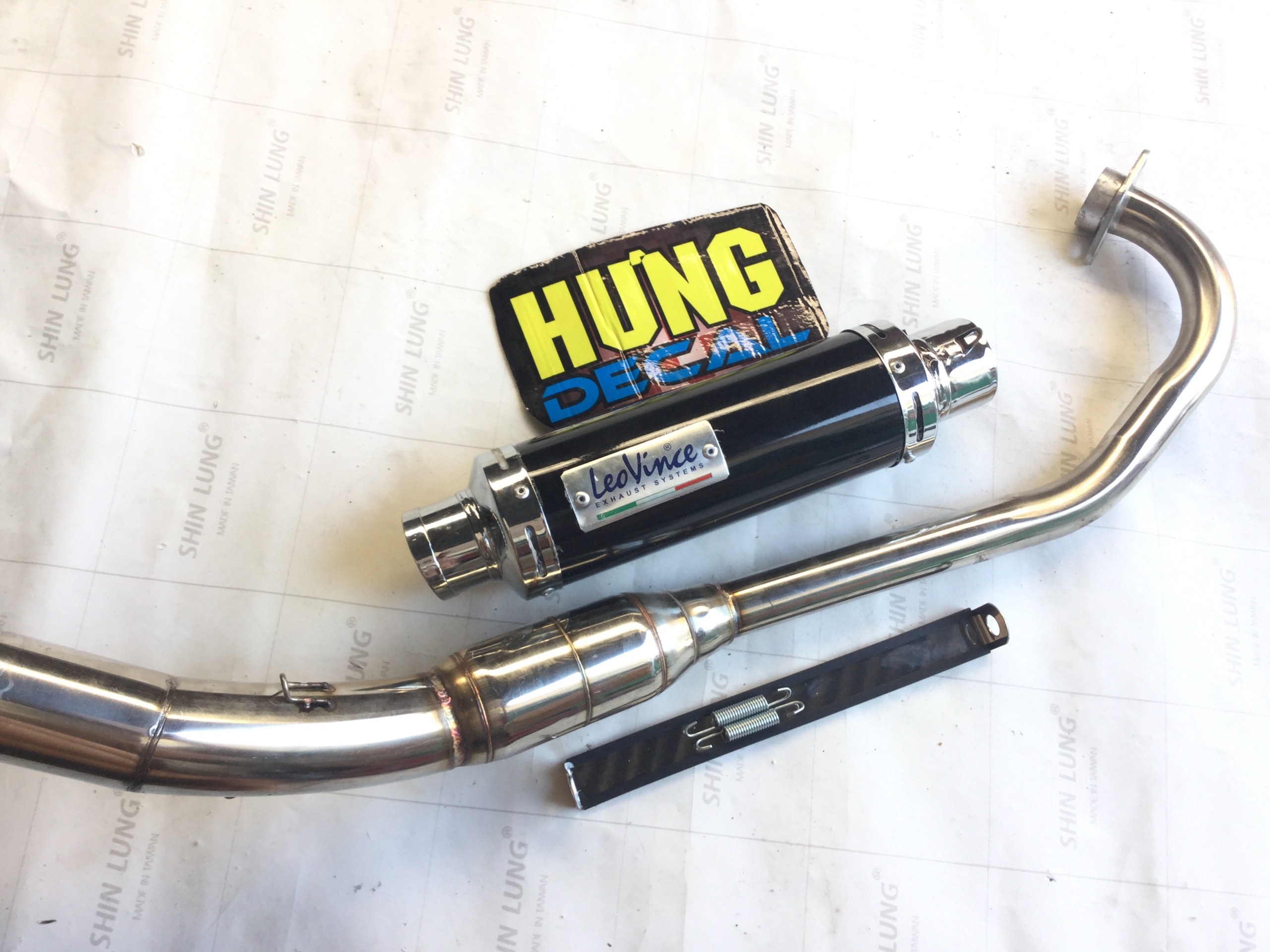 Pô LeoVince ĐEN FULL Cổ Bầu HƠI INOX Winer + Satria + Sonic + Raider  - Exciter 135/150 , Sản Phẩm Chất Lượng, Gian Hàng Uy Tín, Giá Cả Cực Tốt, Mua Ngay.