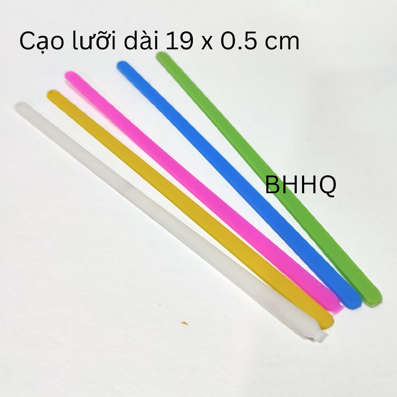 20 que cạo lưỡi nhựa dày dạng thẳng.