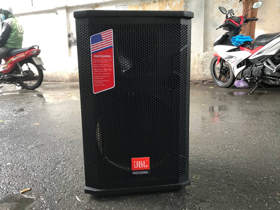 1 Cái Vỏ thùng sơn bass 3 tấc + (Tặng tem loa)