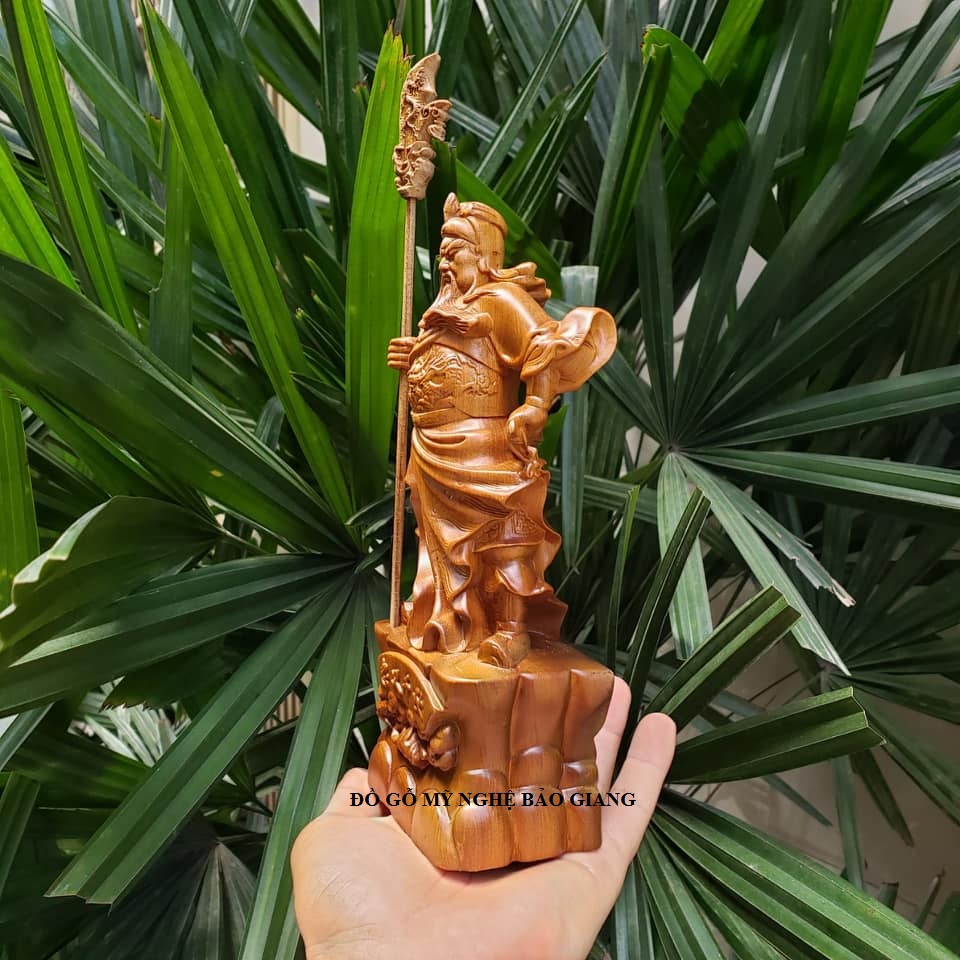 Tượng quan công gỗ bách xanh cao 20cm
