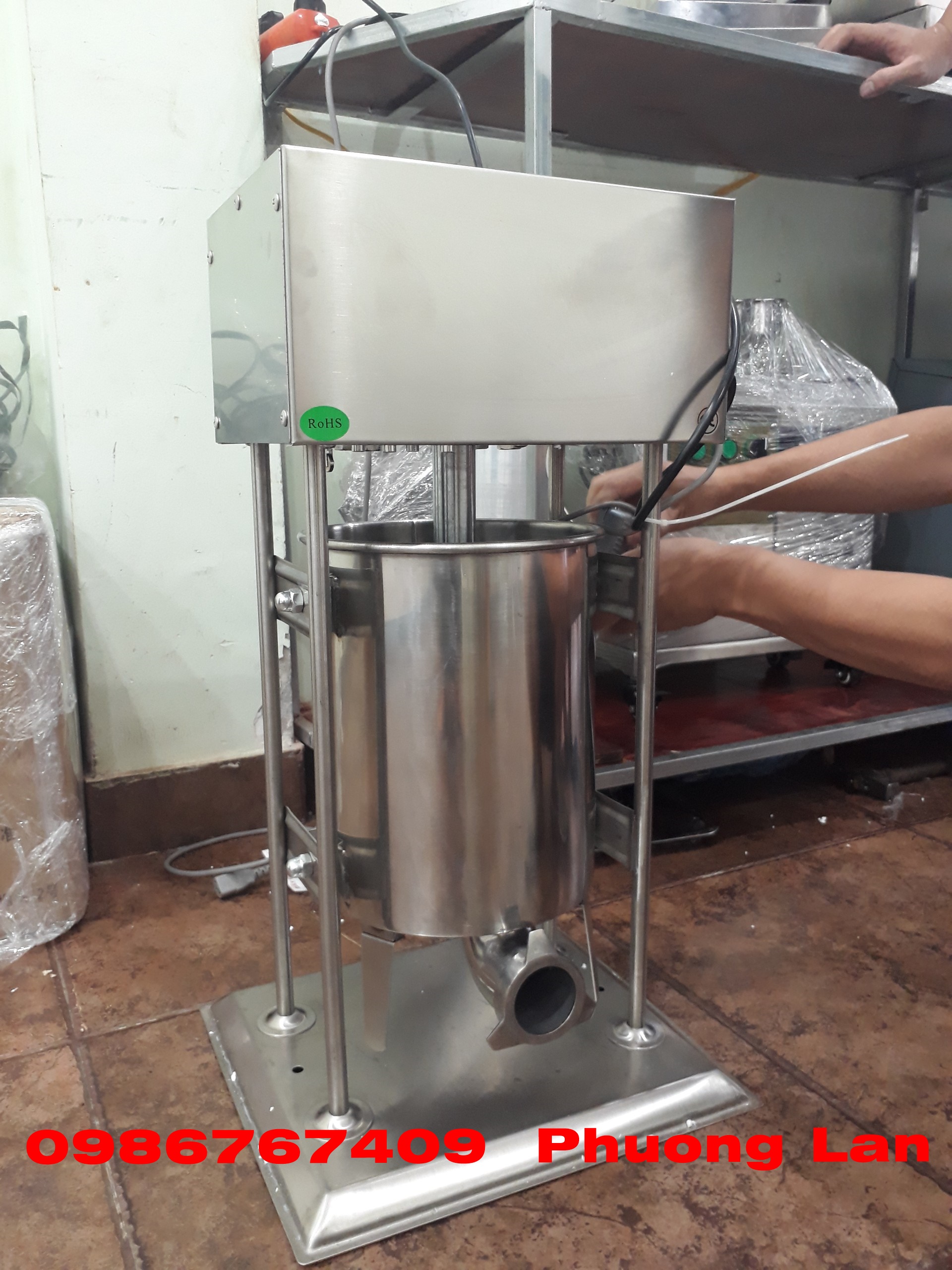 [Trả góp 0%]Máy đùn xúc xích 10l chạy điện