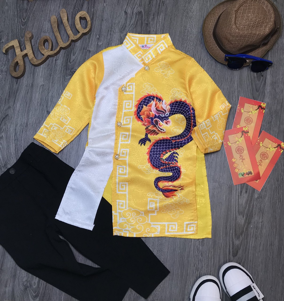 Áo Dài Gấm Bé Trái