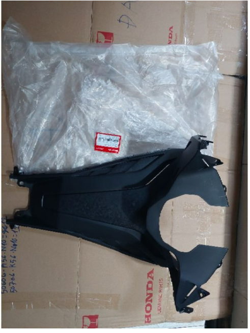 Yếm khóa (ốp ống yếm chính) honda winner X 150 V2 (64320-K56-V50)
