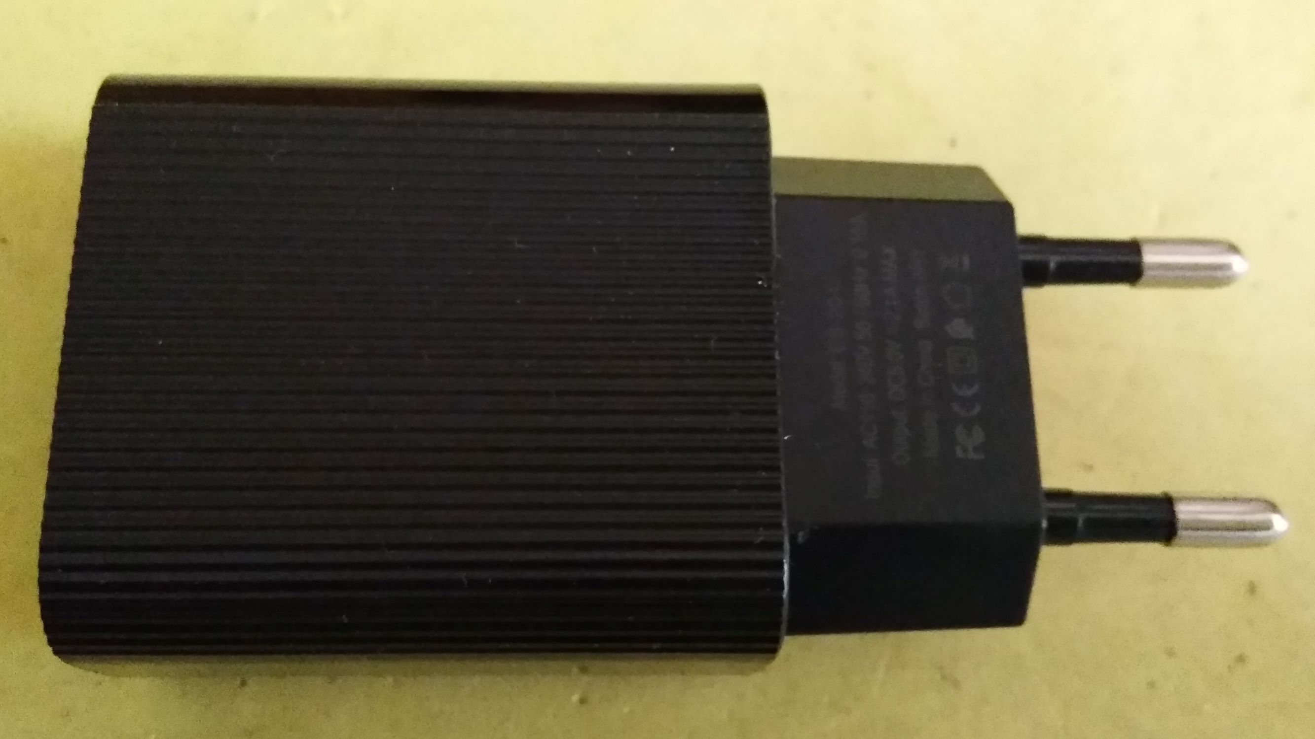 Củ sạc nhanh Earldom ES-201 1 cổng USB 2.1A