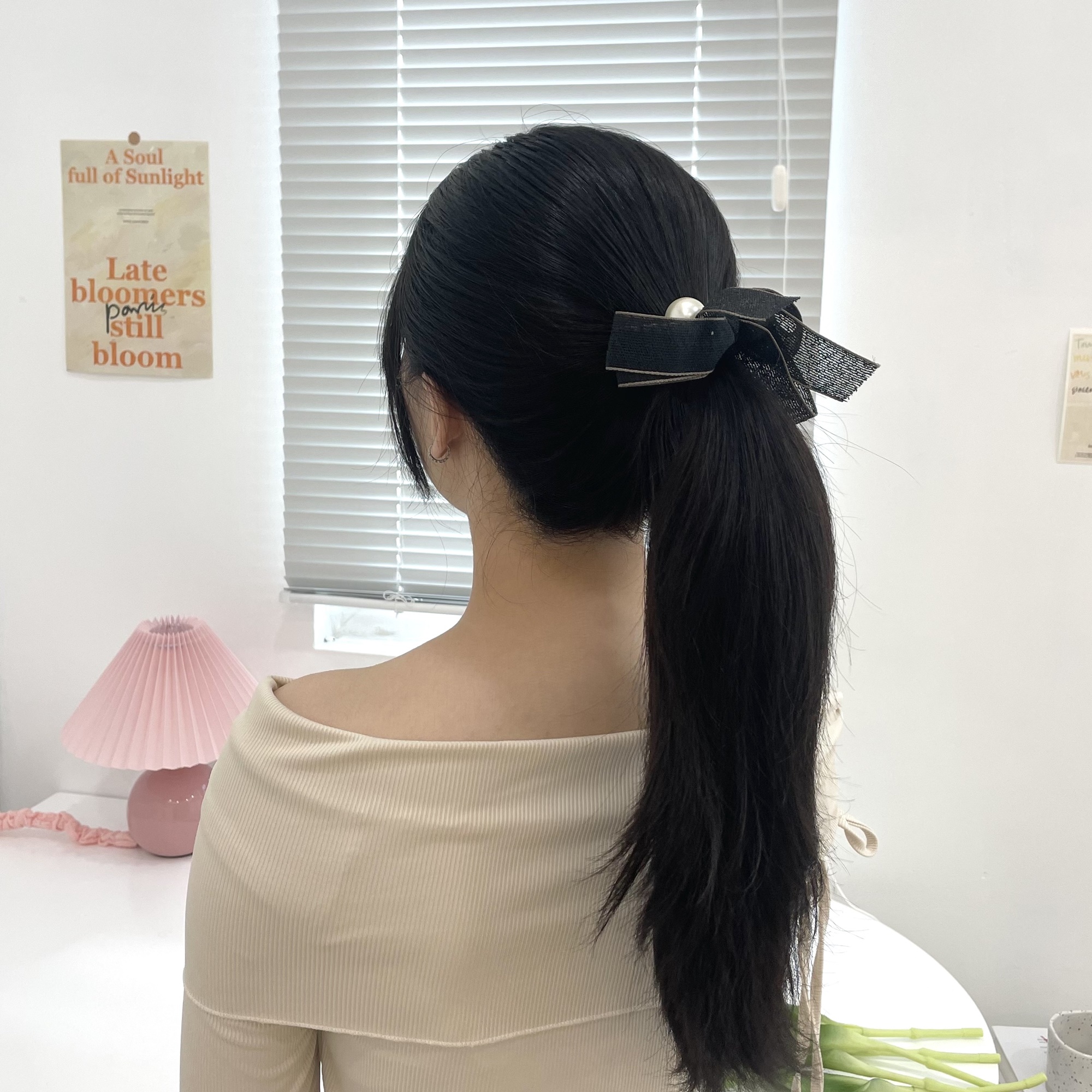 Cột tóc nơ đính hạt đơn giản nữ tính Modleaf Glory tie Hàn Quốc