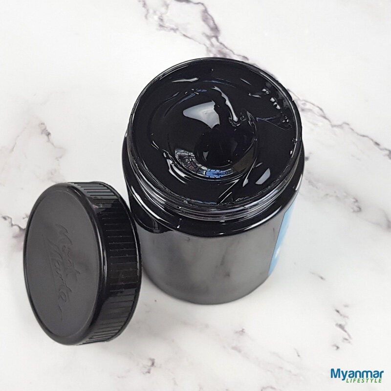 Màu Đen Trắng Acrylic Mont Marte hũ 300ml
