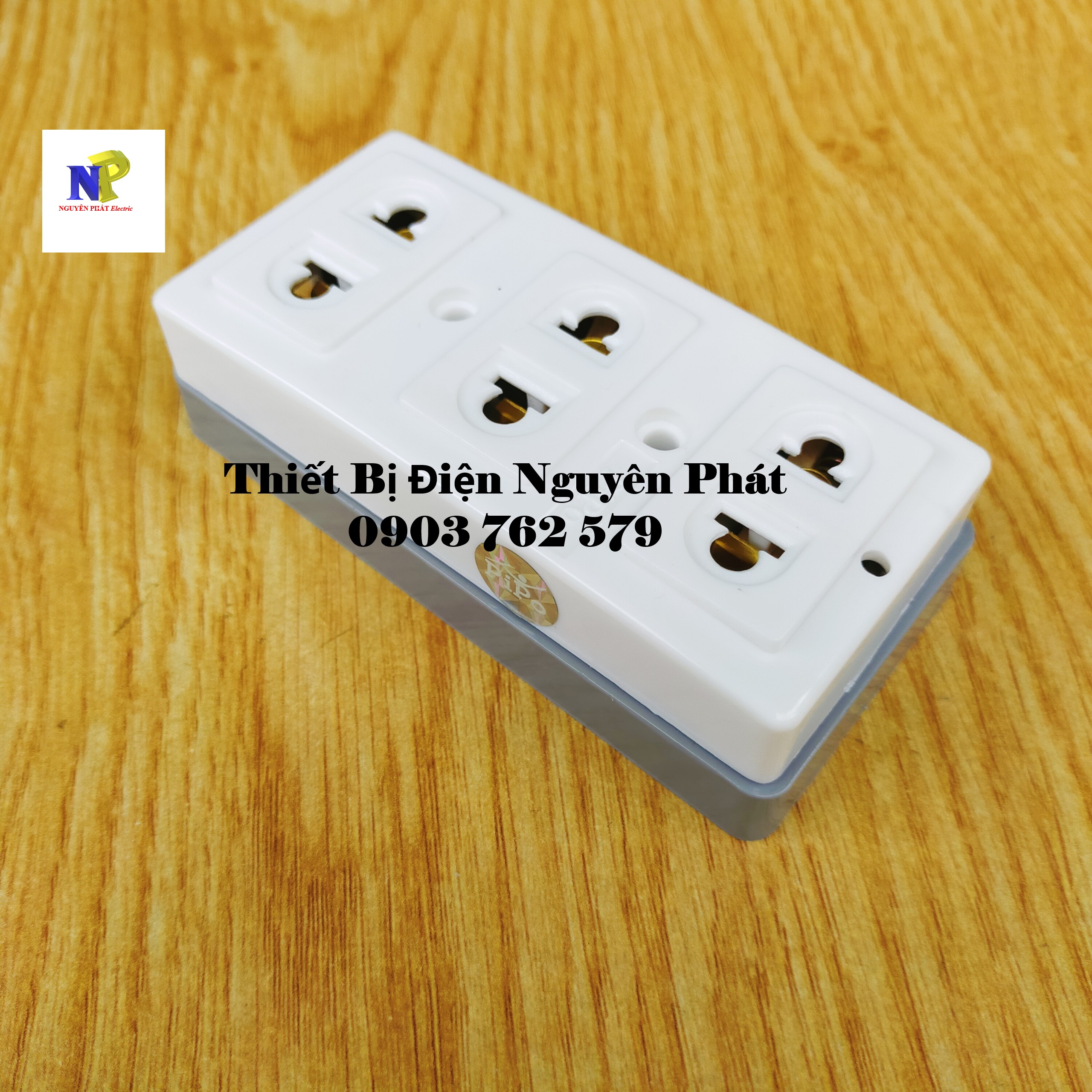 [PIPO] Ổ Cắm 3 Lổ CS6000w Siêu Chịu Tải P37 ( Có Lõi Sứ Cách Điện)