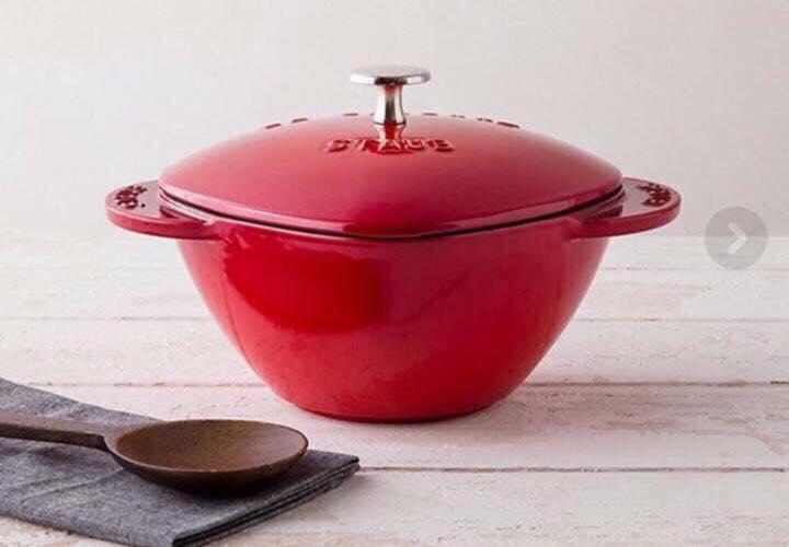 [Trả góp 0%]Nồi Gang Staub Hình Trái Tim 20 Cm