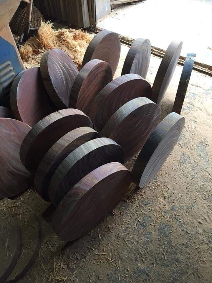 Thớt Gỗ Nghiến 100% 35cm dày 4cm
