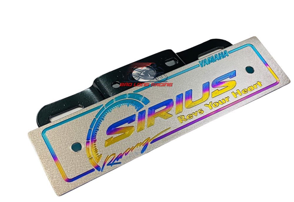Bảng tên TiTanium điện phân gắn Sirius + 2 ốc Proti (100% Titan)