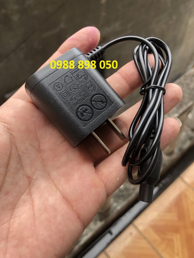 Sạc máy Tông đơ cắt tóc Philips QC5130