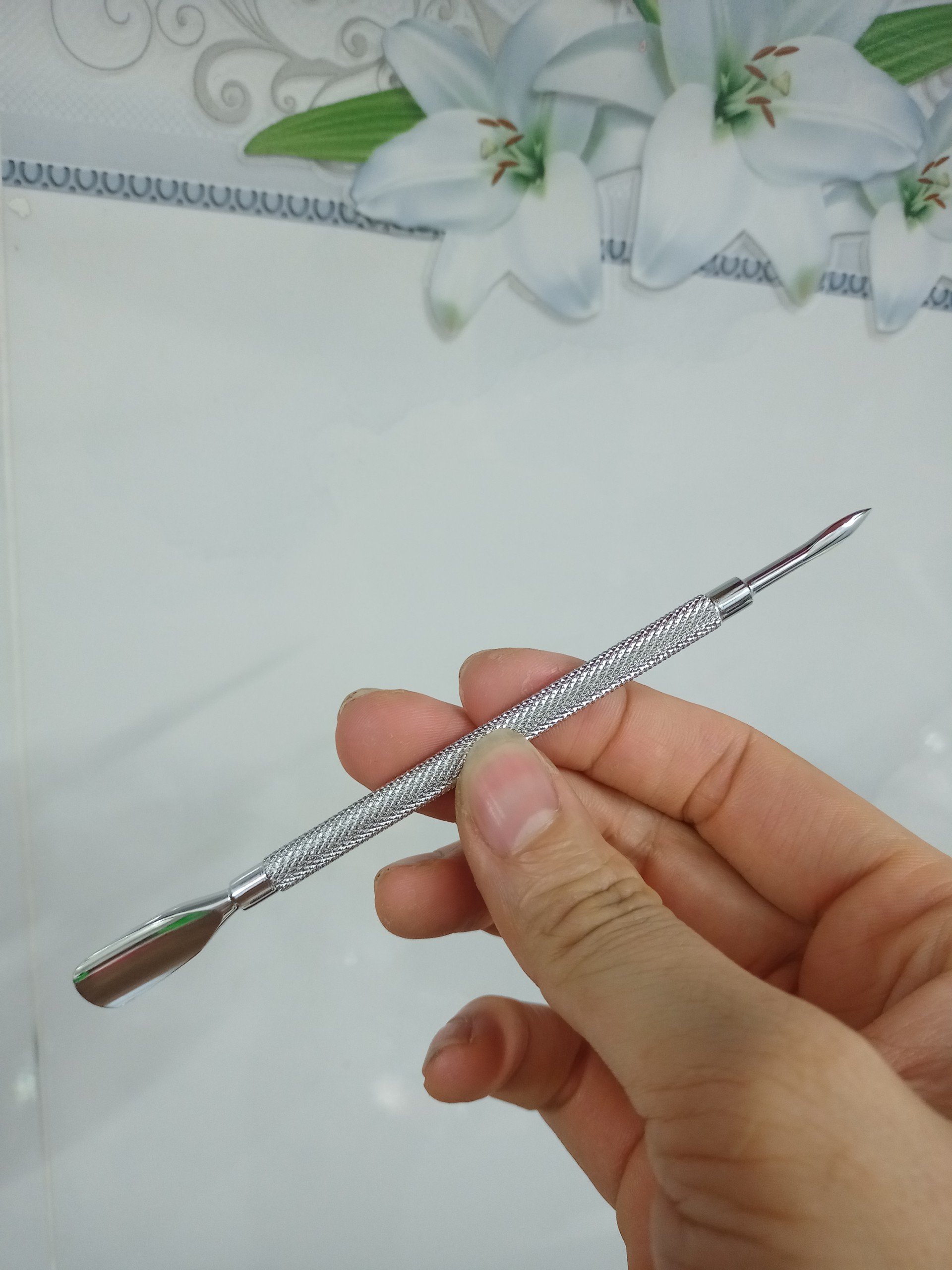 1 Cây sủi da và lấy khóe móng chân inox