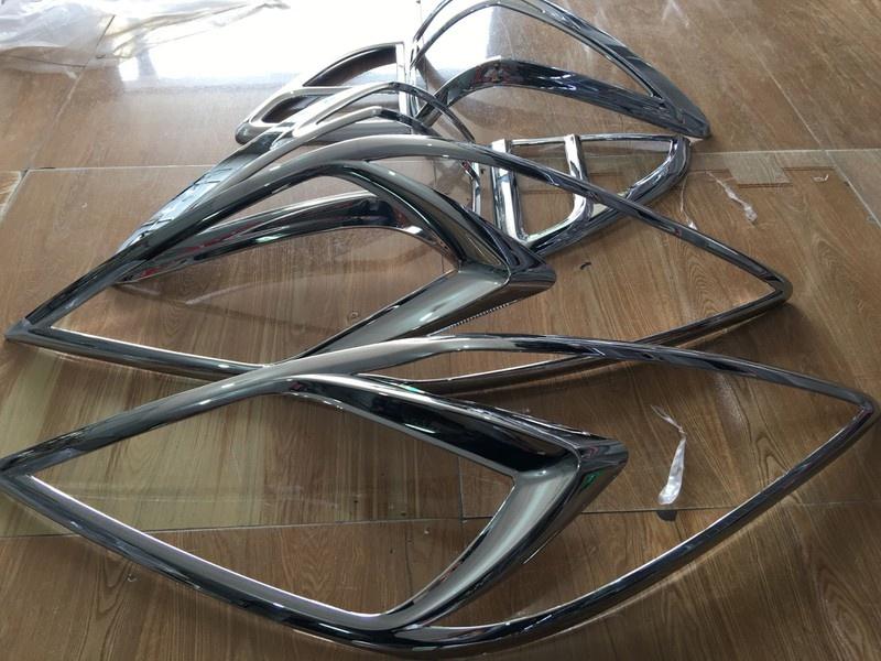 Ốp viền đèn pha + hậu MAZDA BT50 mạ crom