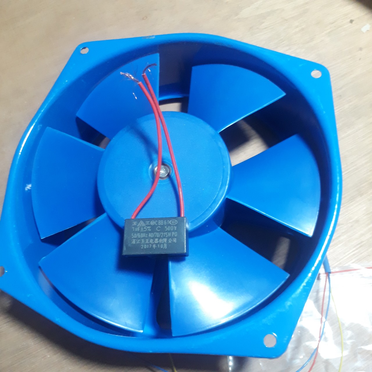 Quạt tản nhiệt  380v kích thước 20x20